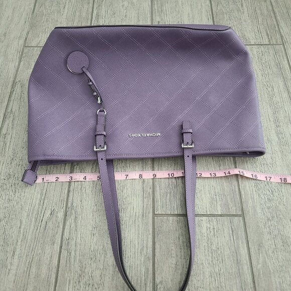 Michael Kors Lilac Quilted Saffiano Leather Jet Set East West Tote Bag - Picture 13 of 14